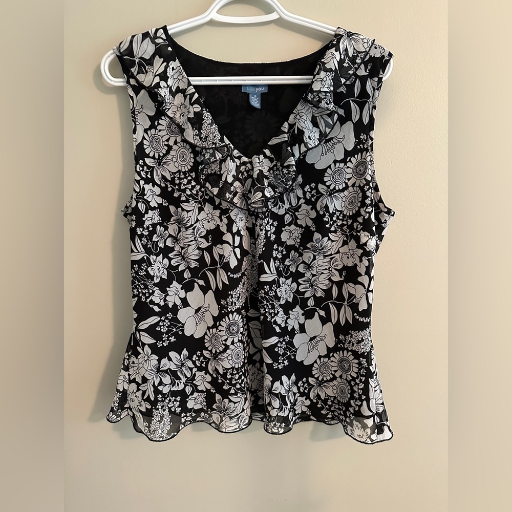 Chic Black and White Floral Blouse